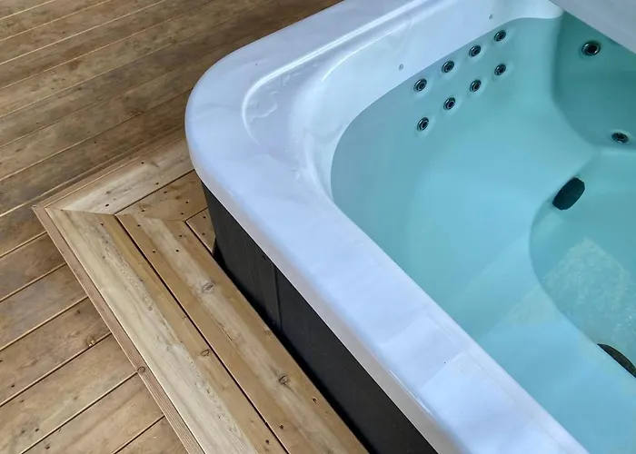 Idyllic Unikko With Jacuzzi And Sauna Semesterbostad