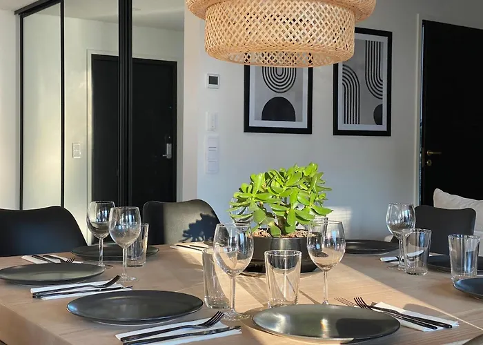 Semesterbostad Idyllic Unikko With Jacuzzi And Sauna *