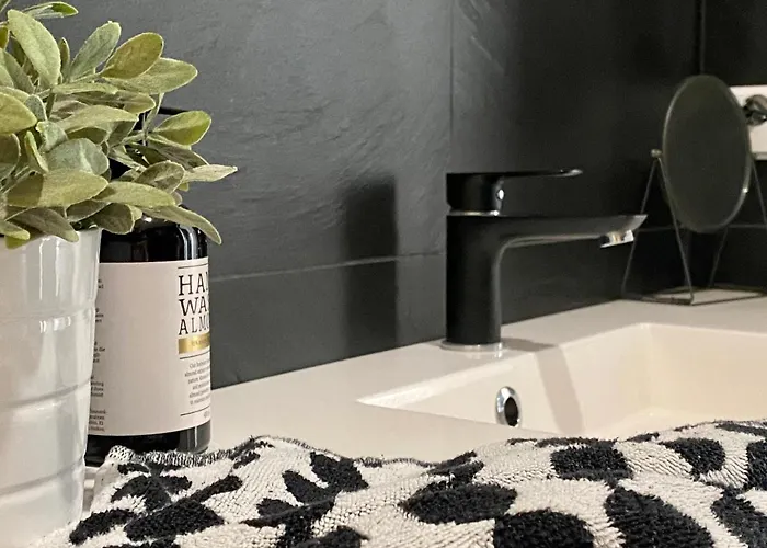 Idyllic Unikko With Jacuzzi And Sauna *